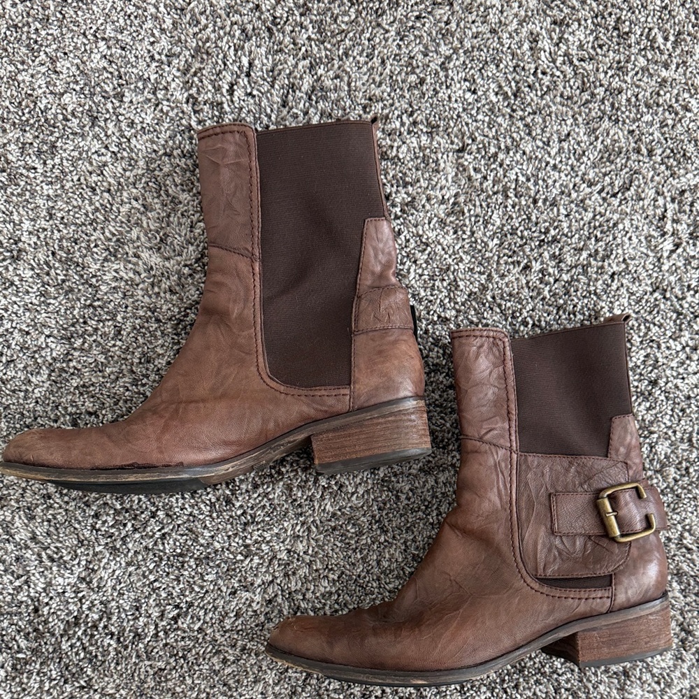 Sam Edelman 9 boots